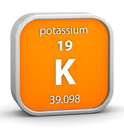 Representação gráfica do elemento químico potássio (K), número atômico 19 e massa atômica 39,098, conforme tabela periódica. Imagem ilustrativa utilizada em conteúdos de química, saúde e equilíbrio eletrolítico.